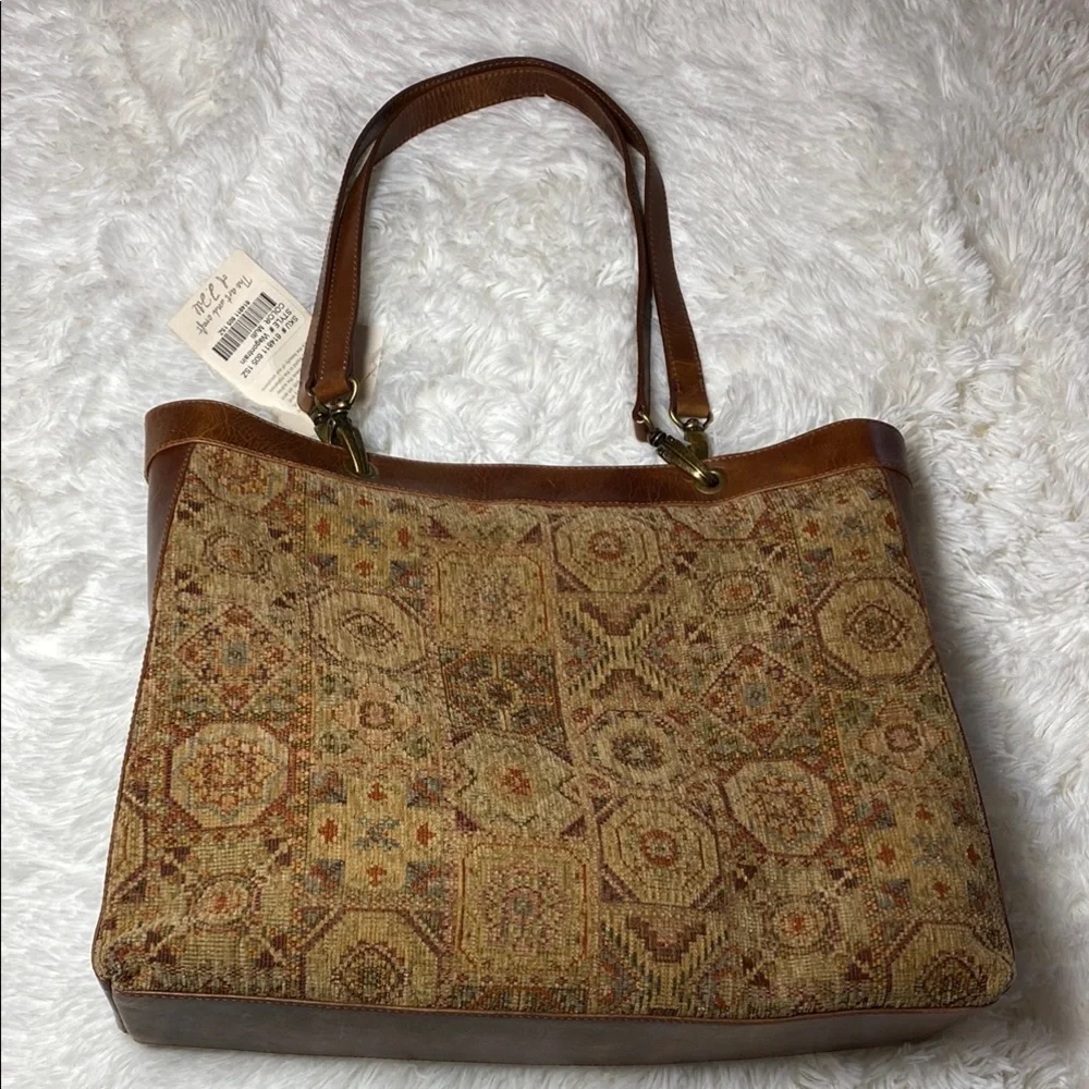 J. Jill Geometric Patterned Tan and Brown Shoulder Bag - Picture 4 of 8